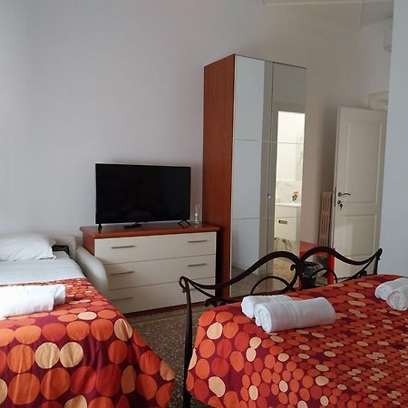 Lo Sguardo Sui Re Hotel Róma Kültér fotó